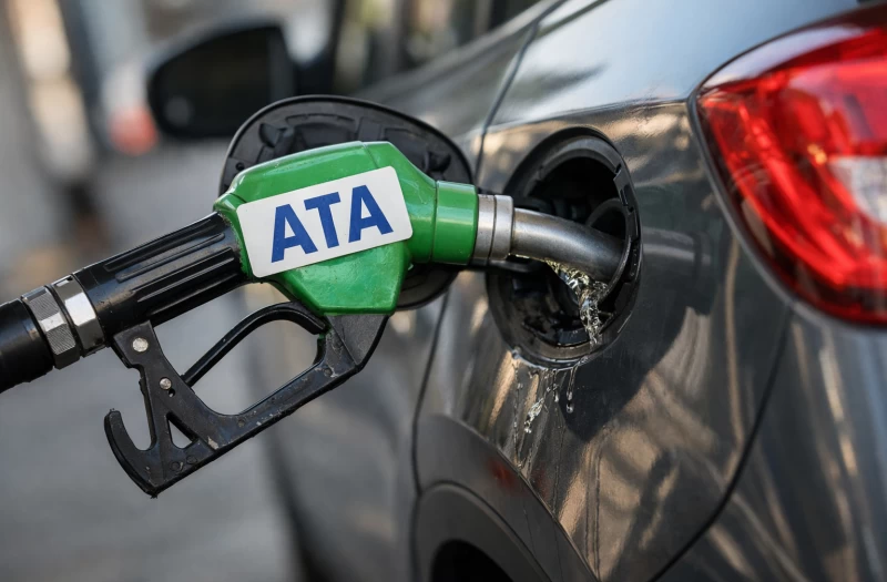 Αντί για ευρώ… λίτρα: Σχέδιο για ΑΤΑ σε κουπόνια καυσίμων στο τραπέζι